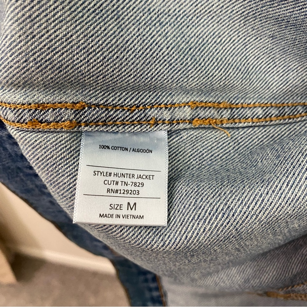 Medium Wash Oversized Denim Jacket - Picture 7 of 9
